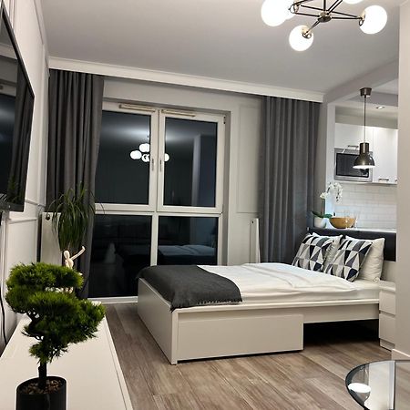 Airport Apartment Warszawa Zewnętrze zdjęcie